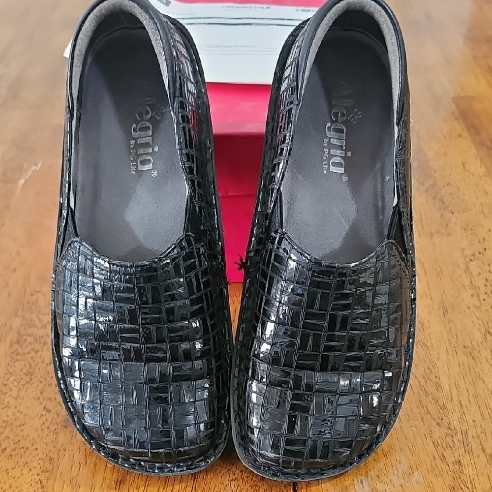 Alegria Black Dress Shoes with Woven Leather Design